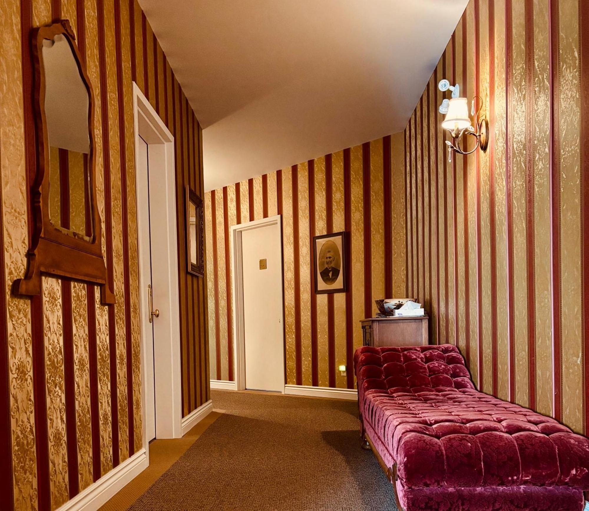 Auberge Sous les Arbres Gaspé Exterior foto